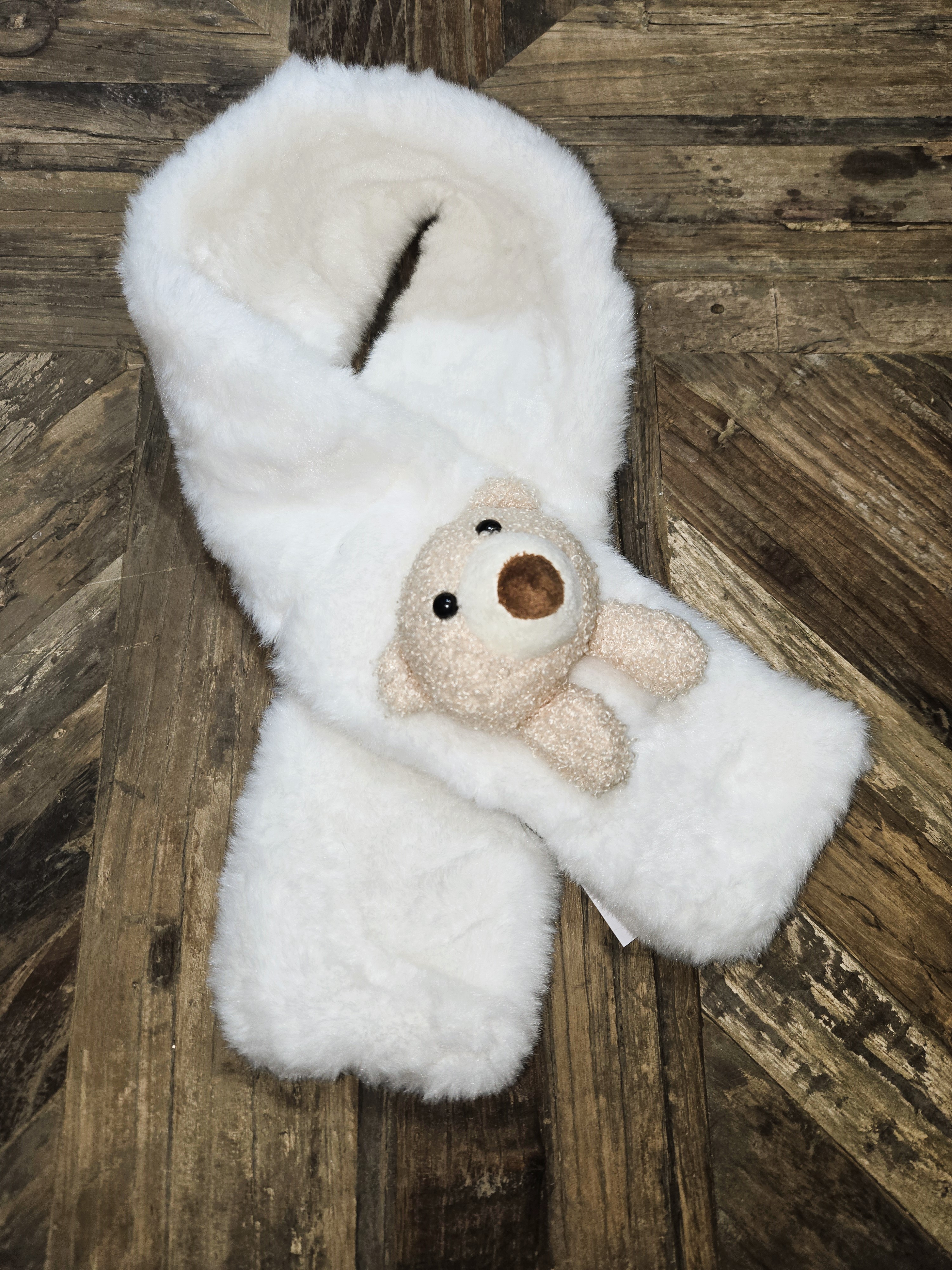 Kinder-Schal „Bär“ Flauschiger Bärenschal für Kids